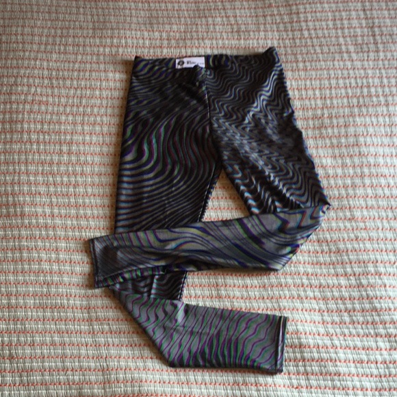 Psychedelic leggings by Cassady Bell. - Picture 1 of 3
